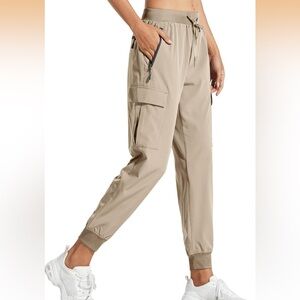 Zipper cargo lightweight tan women’s joggers